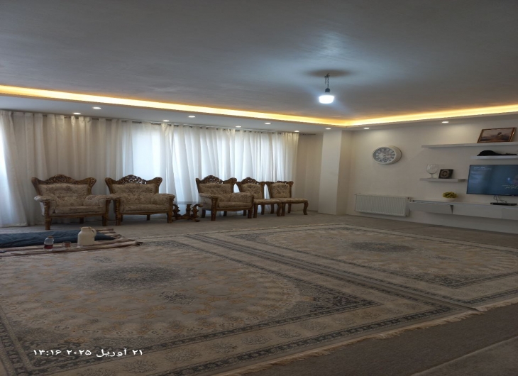 اپارتمان ازادگان۱۲۵ متر