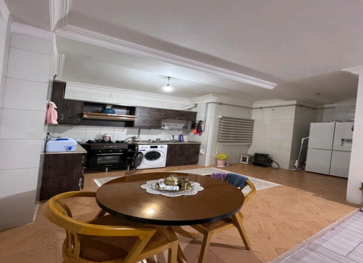 اپارتمان خیام‌جنوبی۱۰۵ متر