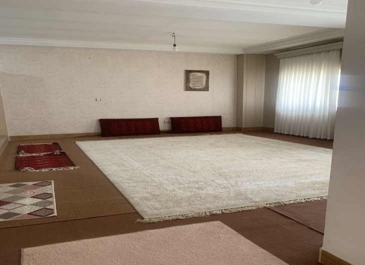 اپارتمان کوی اندیشه۸۰ متر