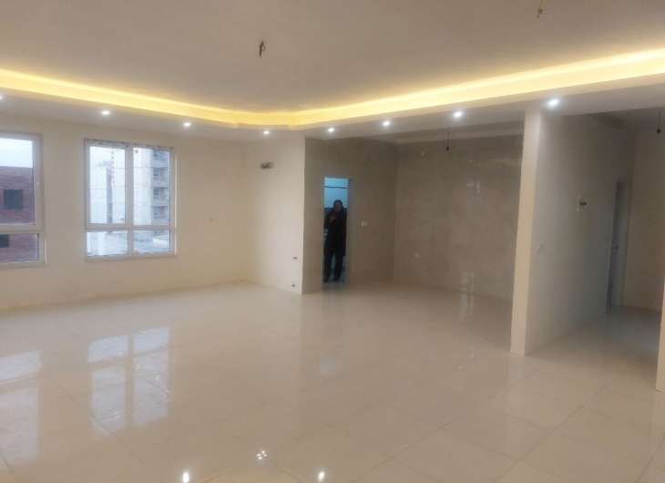 اپارتمان ازادگان۱۲۵متر