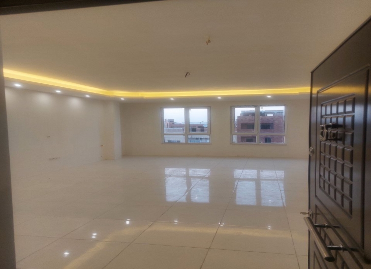 اپارتمان ازادگان۱۲۵متر