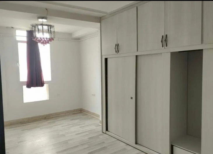 آپارتمان بلواردانشجو۱۰۵ متر