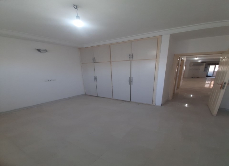 اپارتمان حافظ جنوبی۹۰ متر