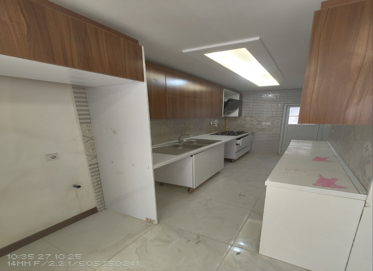 ویلایی خیام جنوبی ۱۰۰ متر