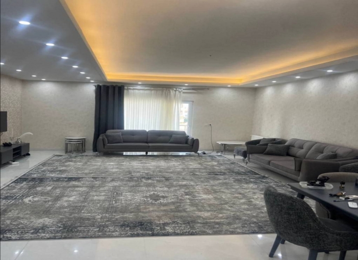 اپارتمان شریعتی۱۱۷ متر