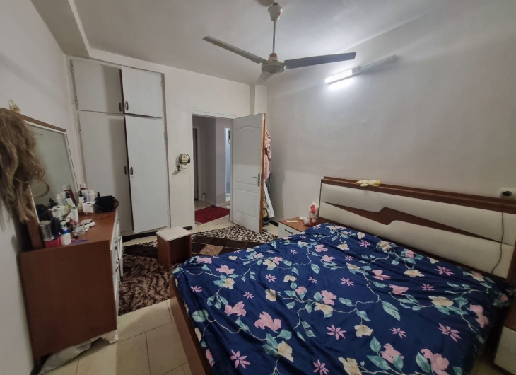 اپارتمان شریعتی شرقی۸۱ متر