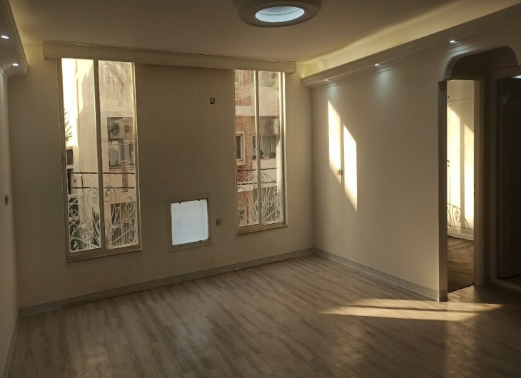 اپارتمان موسی بن جعفر ۹۹ متر