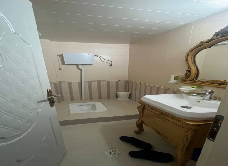 اپارتمان خیام جنوبی۱۰۰ متر