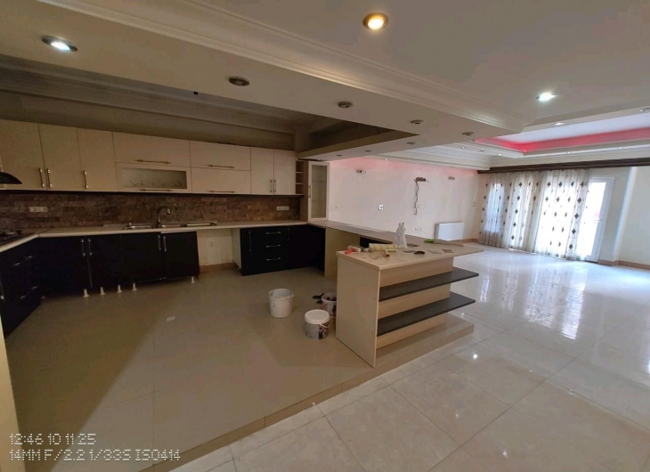 اپارتمان مدرس۱۵۰ متر