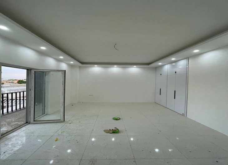 ویلایی بلوار بصیرت۱۴۰ متر