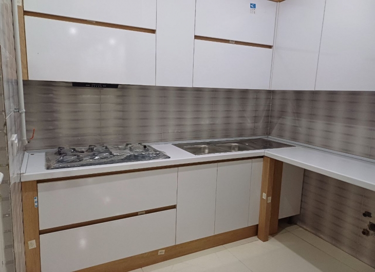 اپارتمان گلشن شرقی۱۶۰ متر