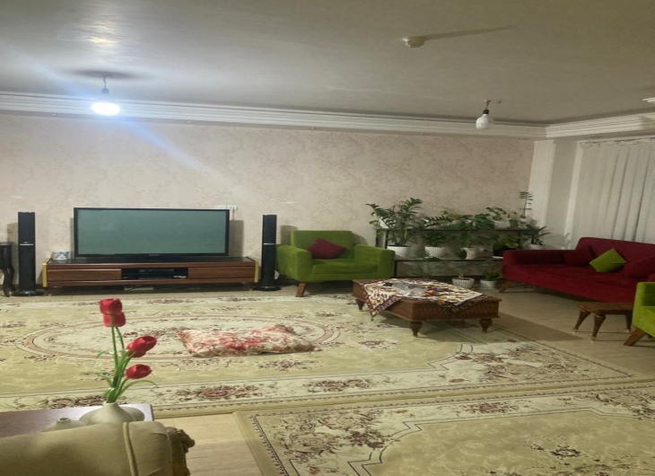 اپارتمان وحدت۱۳۷ متر