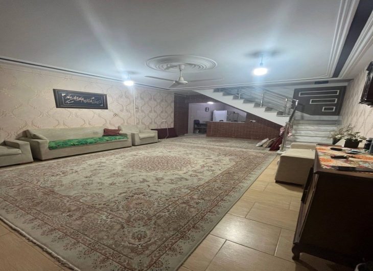 ویلایی هفده شهریور ۹۵ متر