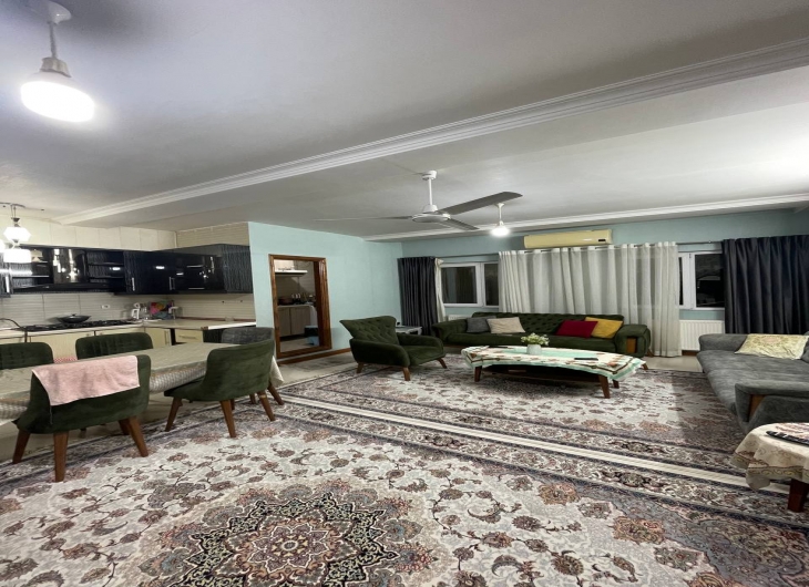 اپارتمان فردوسی۹۰ متر