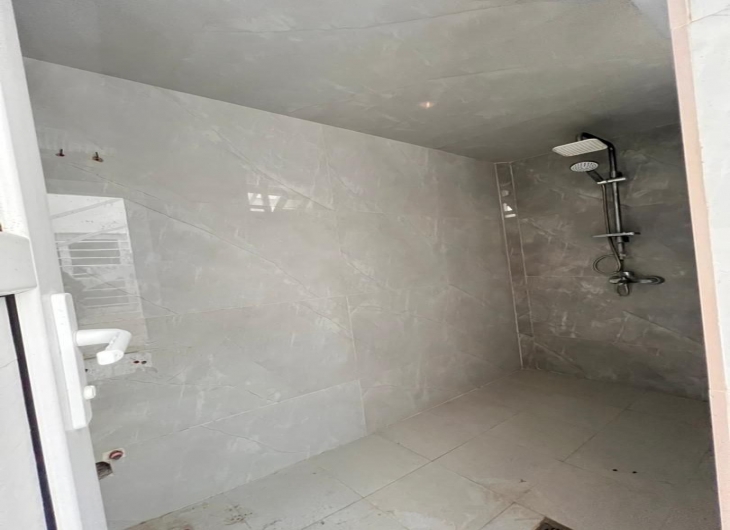 ویلایی فرودگاه۸۰متر