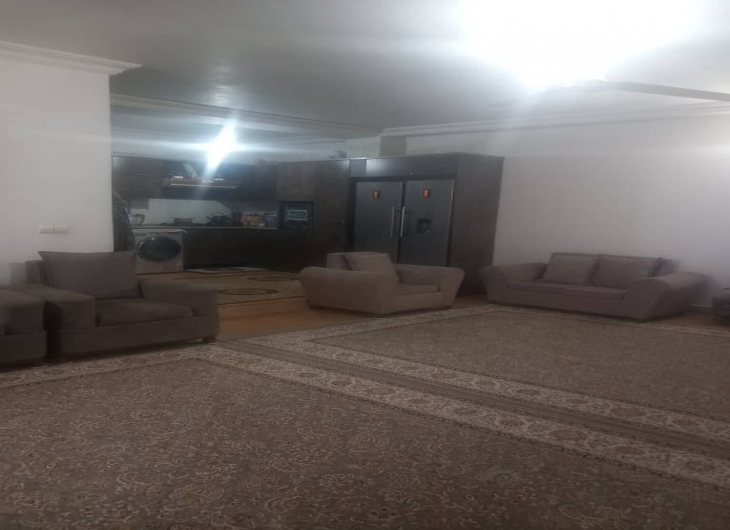 آپارتمان خیام جنوبی ۱۰۶ متر 