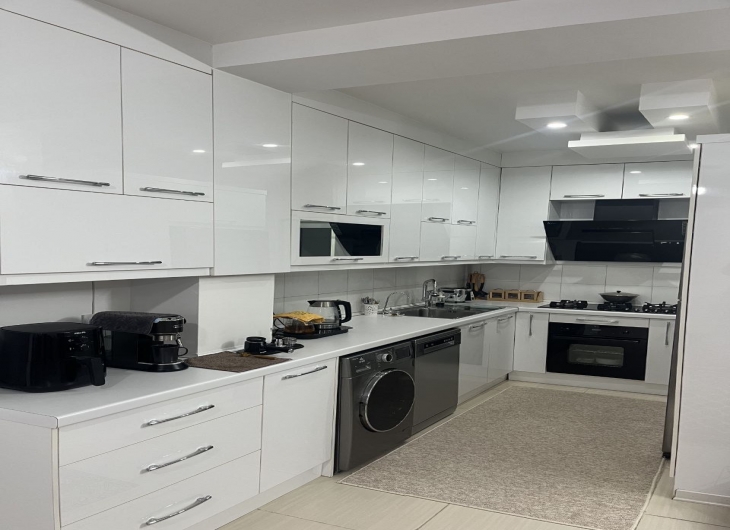 آپارتمان جامی غربی ۱۰۷ متر 