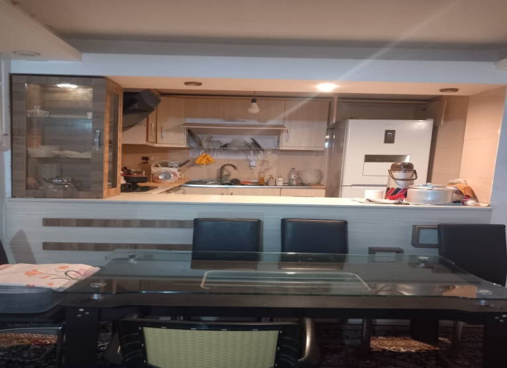 اپارتمان شهرک اندیشه۸۵ متر