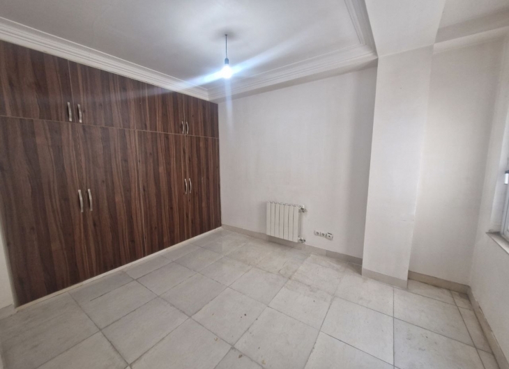 اپارتمان پیرحاجی ۷۸ متر