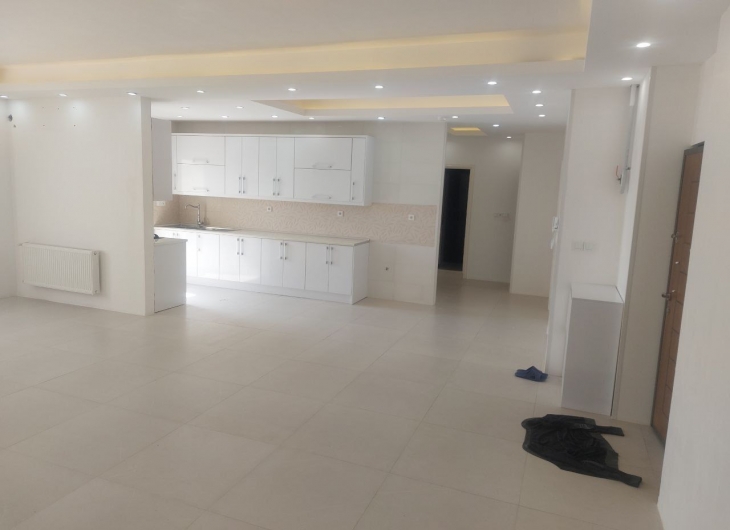 اپارتمان ازادگان۱۱۹ متر