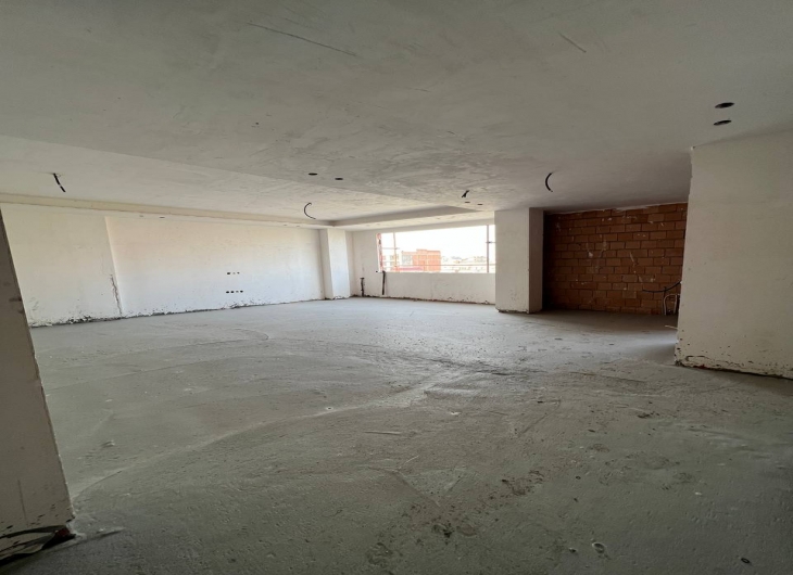 اپارتمان پیروزی۱۰۶ متر