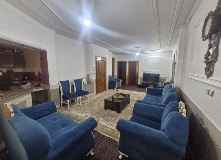 اپارتمان میدان بسیج۸۳ متر