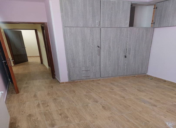 اپارتمان بلوار ازادی۱۶۵ متر