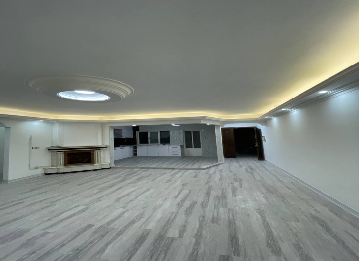 آپارتمان نامجو ۹۸ متر 