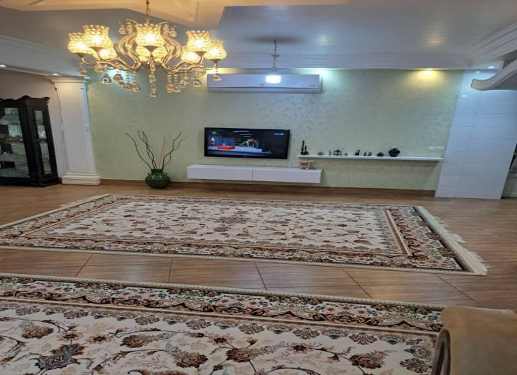 ویلایی تقی اباد۲۹۵ متر