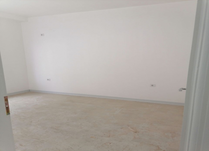 اپارتمان قرنی ۱۰۴ متر