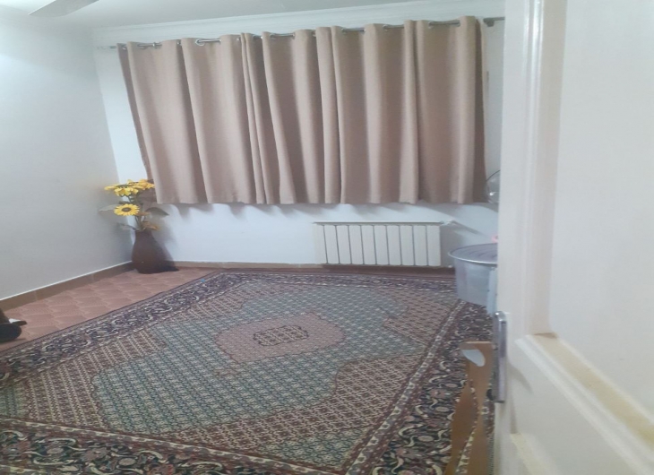 آپارتمان خیام جنوبی ۹۰ متر