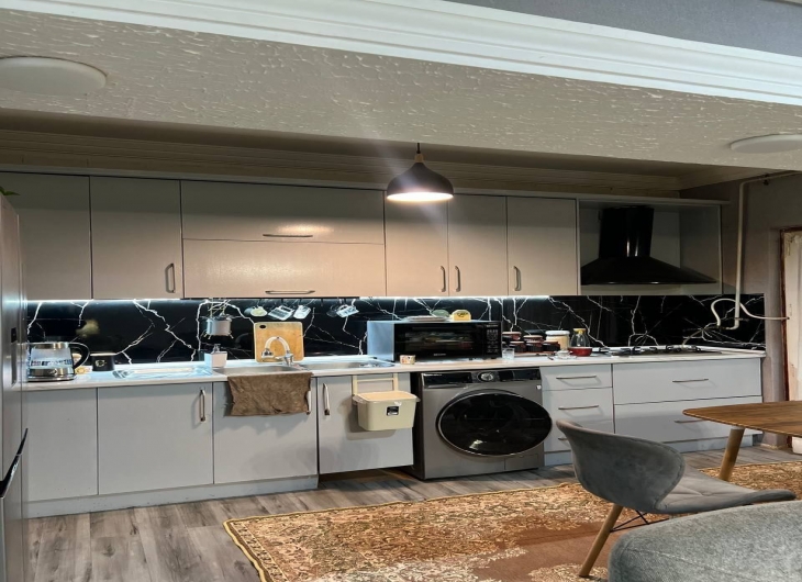 اپارتمان صدرا ۹۵ متر