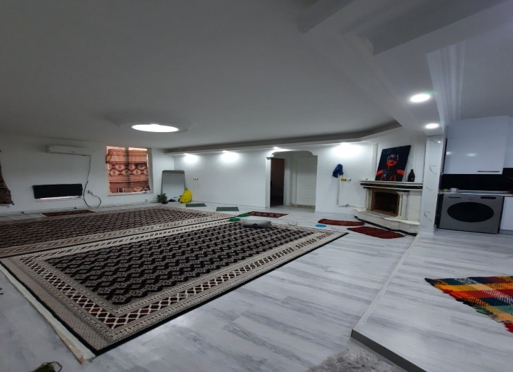 آپارتمان نامجو ۱۰۰ متر