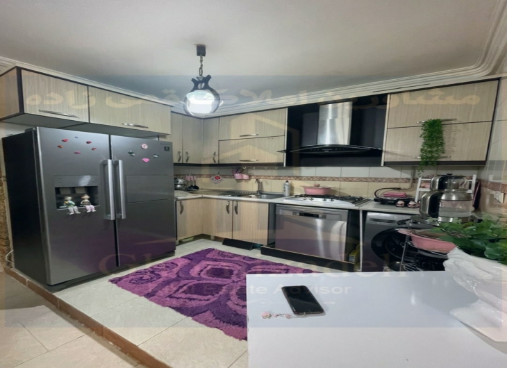 آپارتمان ۱۷ شهریور 88 متر 