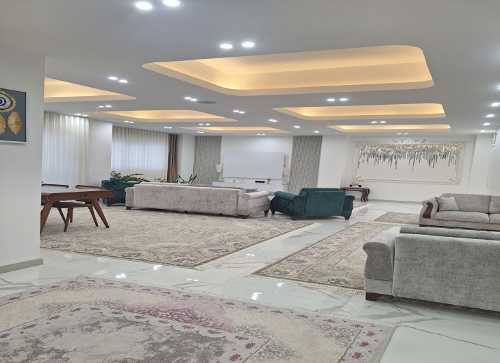 آپارتمان آذربایجان 184 متر 