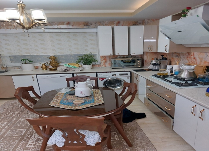 ویلایی کوی جهاد ۲۰۰ متر 