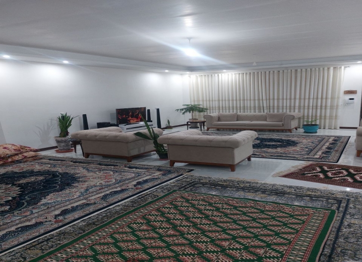 ویلایی شقایق۱۶۵ متر