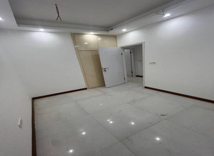اپارتمان ایثار ۱۱۲ متر