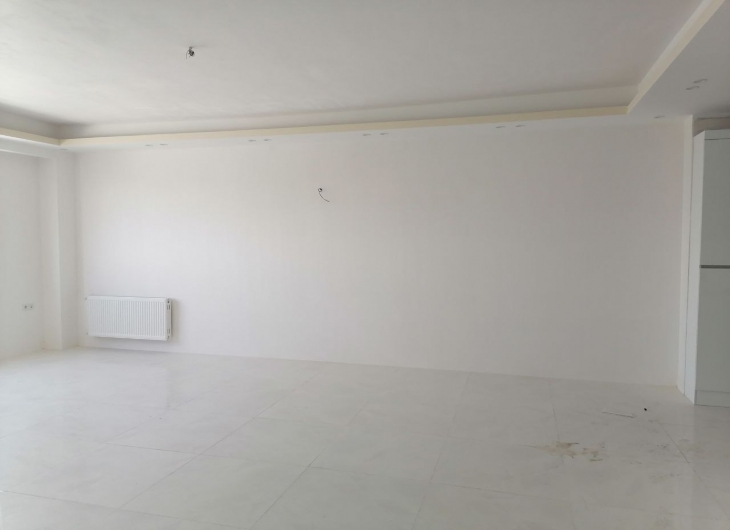 اپارتمان ازادگان۱۱۰ متر