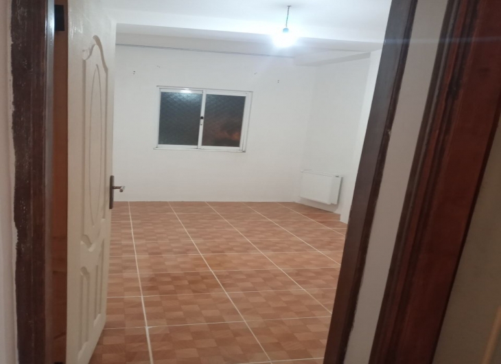 اپارتمان دلگشا جنوبی ۷۶ متر