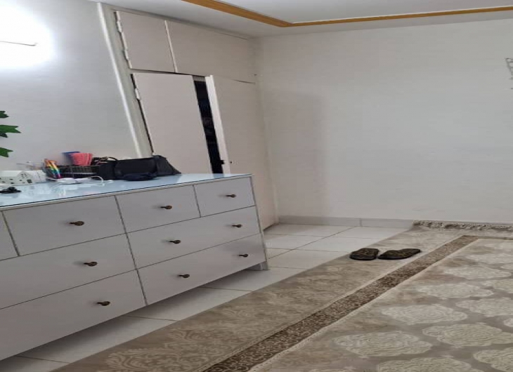 اپارتمان ازادگان۶۸ متر