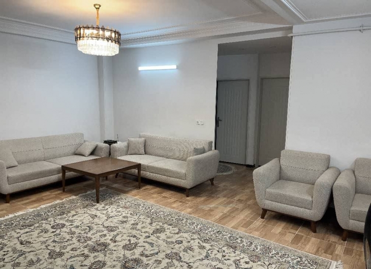 اپارتمان ازادگان۷۲ متر