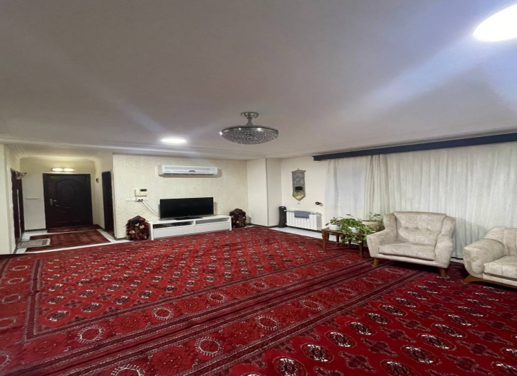 اپارتمان خیام جنوبی۹۵ متر