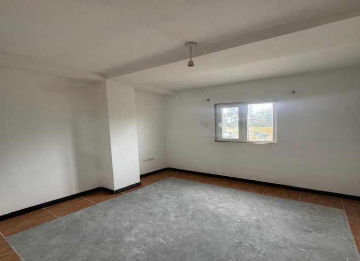 اپارتمان کوی اندیشه۸۰ متر