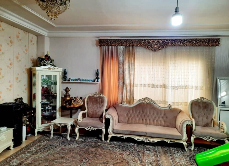 اپارتمان ملک الشعرا۹۸ متر