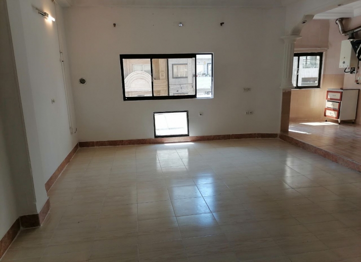 اپارتمان بلواردانشجو۸۵ متر