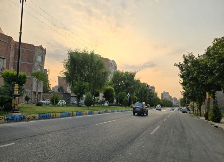 زمین بلوار مدافعان حرم۱۰۵ متر