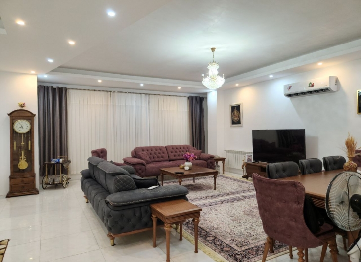 اپارتمان دریاچه ۱۱۸ متر