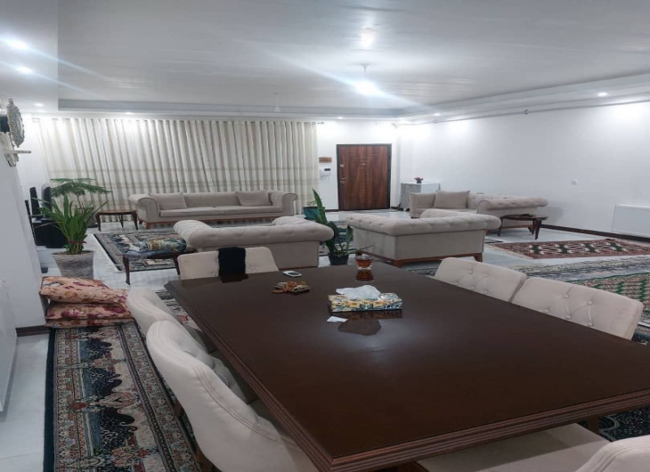 ویلایی شقایق۱۶۵ متر