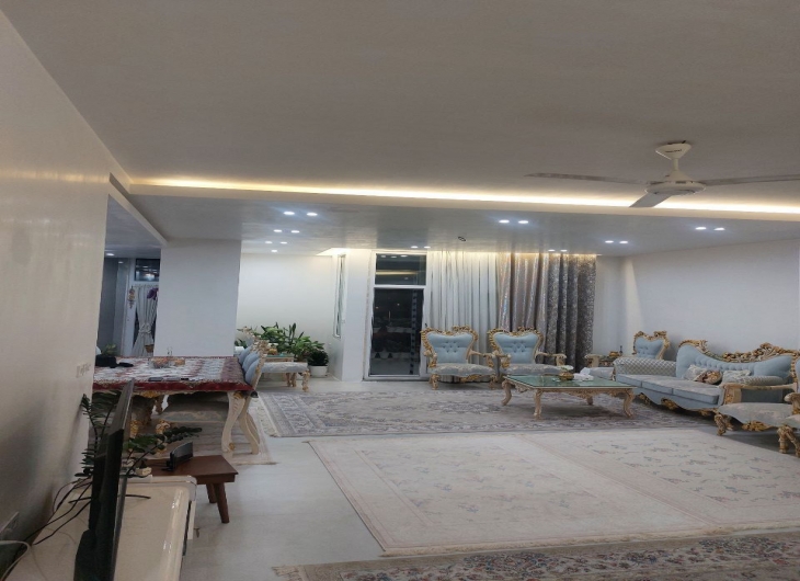 اپارتمان دانش جنوبی۱۳۷ متر